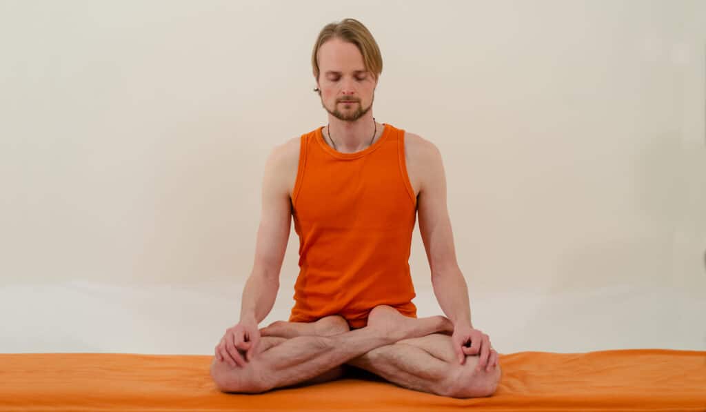 Lotus pose - best meditation pose for pranayama